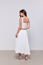 Vestido midi con escote cuadrado