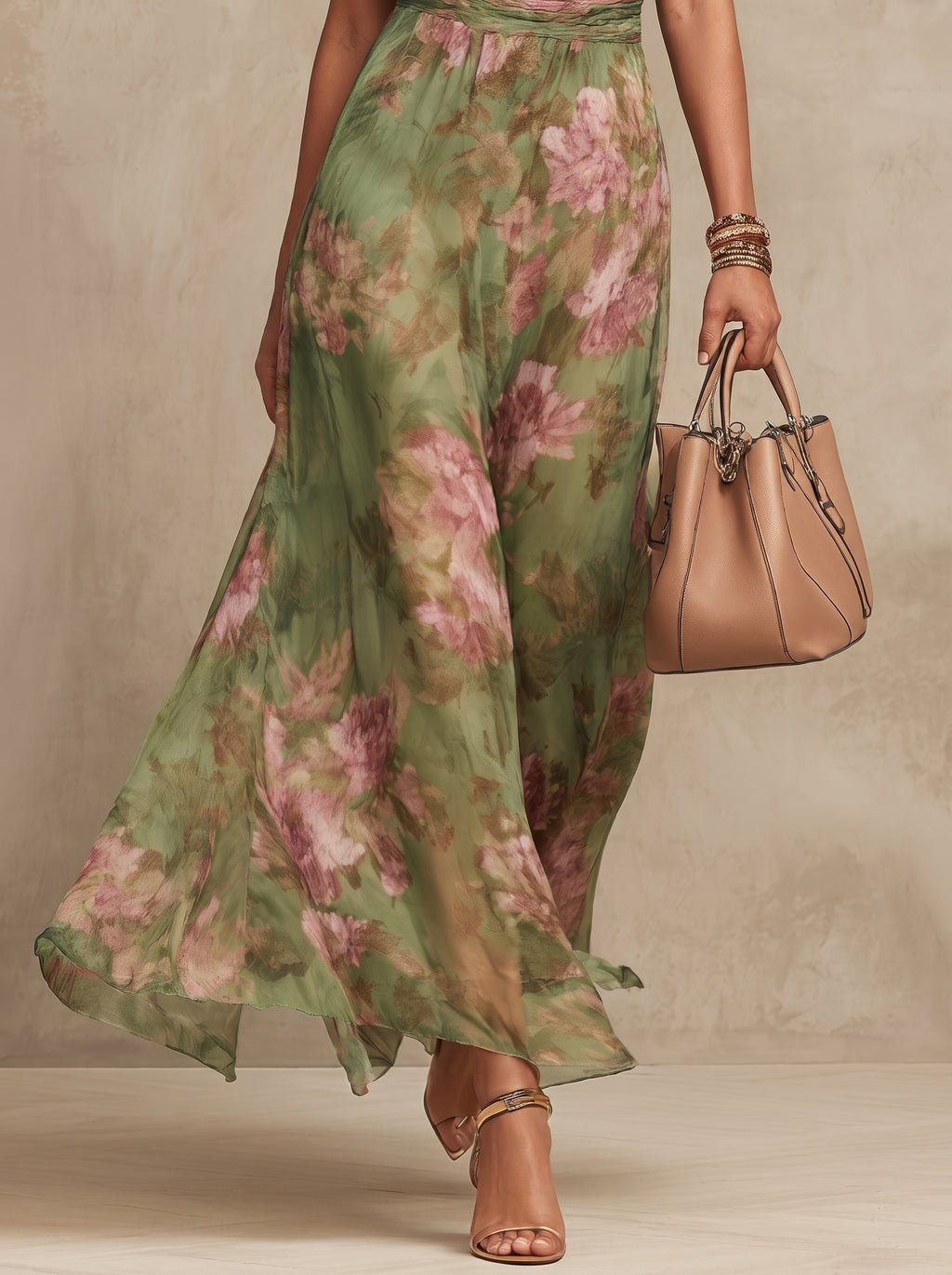 Livia | Elegante vestido largo con cuello halter y estampado floral