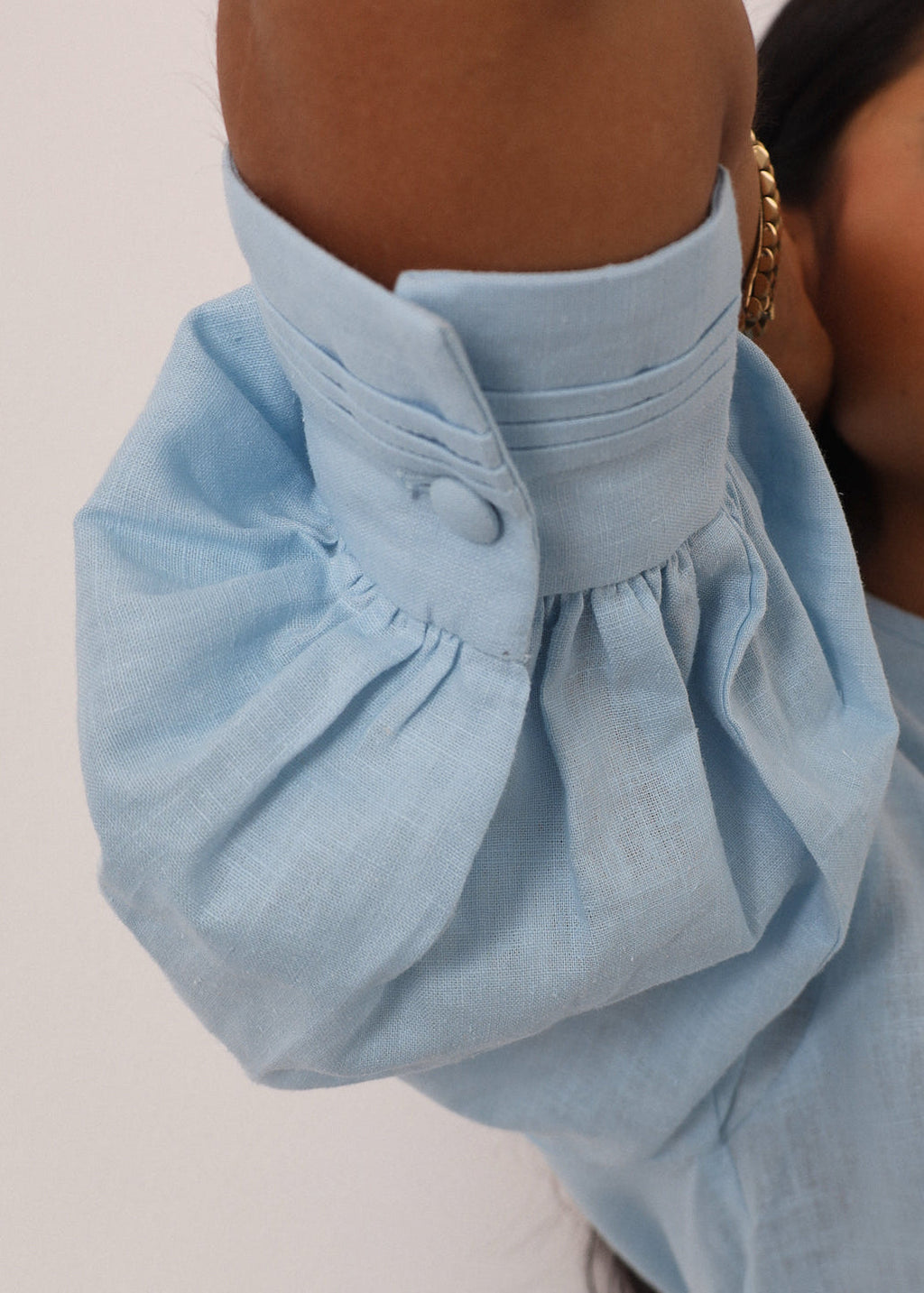 Blusa Laney de Lino con Botones | Azul Pastel