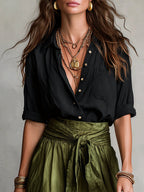 Vera | Conjunto de dos piezas: top negro y falda midi verde oliva